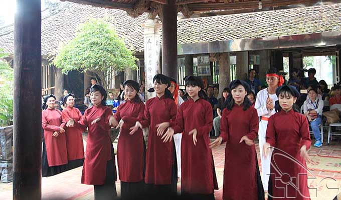 Hát Xoan Phú Thọ được quảng bá rộng rãi trong Lễ giỗ Tổ Hùng Vương – Lễ hội Đền Hùng 2016