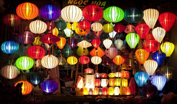 Tạp chí Anh xếp Lễ hội lồng đèn Hội An đứng đầu các lễ hội ở Việt Nam