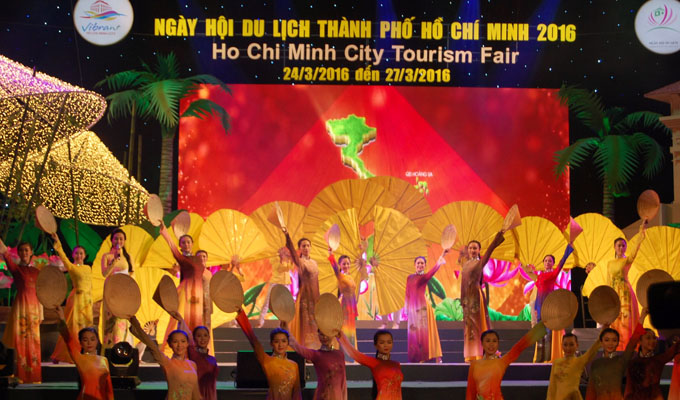 Ouverture de la 12e Fête du tourisme de Hô Chi Minh-Ville