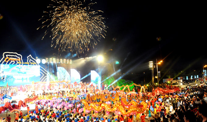 Un Carnaval de Ha Long 2016 tout feu tout flamme