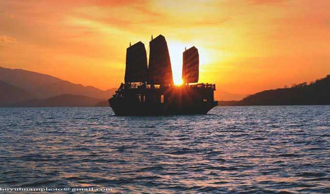 Emperor Cruises Nha Trang Celebrates Its First Anniversary and New Office & Special Offers