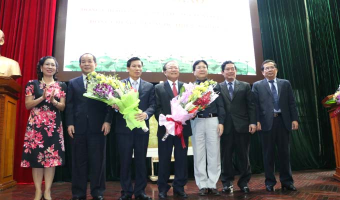 Lễ bàn giao nhiệm vụ giữa Nguyên Bộ trưởng VHTTDL Hoàng Tuấn Anh và Bộ trưởng Nguyễn Ngọc Thiện