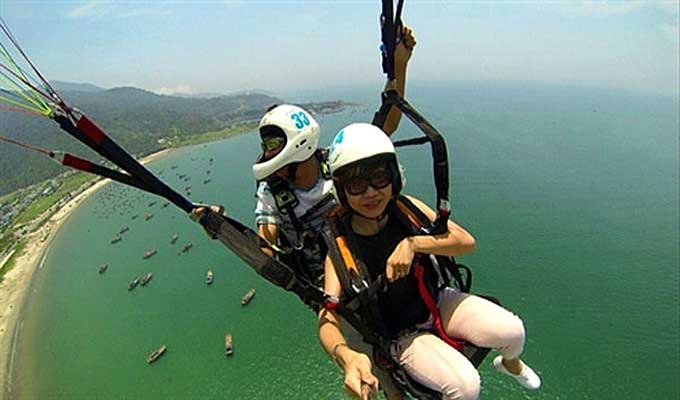 Paragliders to race from Son Tra Mountain