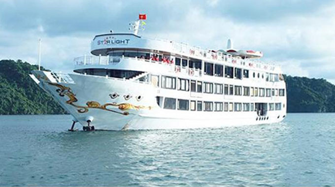 Trải nghiệm vịnh Bái Tử Long (Quảng Ninh) trên du thuyền 5sao Starlight Cruise