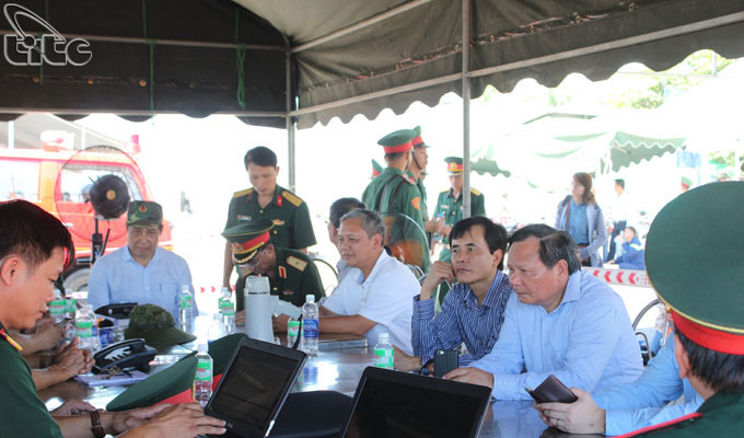 Tổng cục trưởng Nguyễn Văn Tuấn thăm hỏi các nạn nhân vụ chìm tàu ở Đà Nẵng