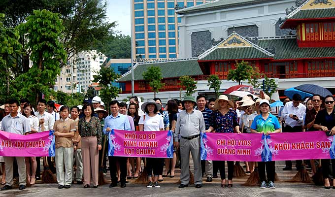 Ha Long Bay promoted as clean, friendly destination