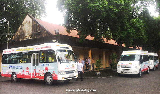 Hop-on Hop-off bus service introduced in Ha Noi