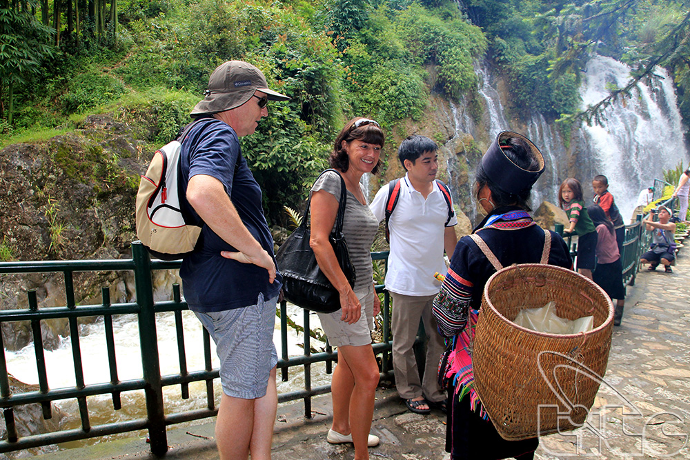 Lao Cai develops sustainable tourism