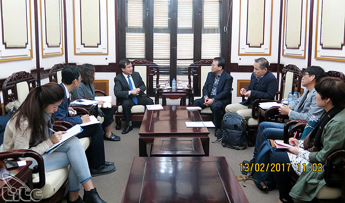Phó Tổng cục trưởng Hà Văn Siêu tiếp Giáo sư Đại học quốc gia Pukyong Hàn Quốc