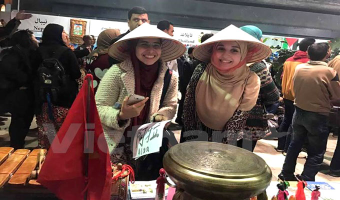 Viet Nam leaves impression at cultural festival in Egypt