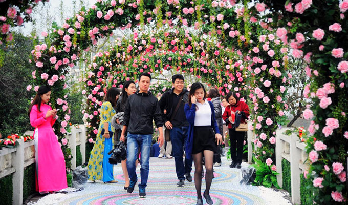 Bulgarian rose festival opens in Ha Noi 