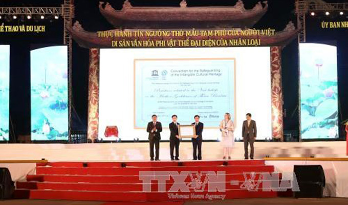 “Thực hành tín ngưỡng thờ Mẫu Tam phủ của người Việt” đón bằng Di sản văn hóa phi vật thể đại diện nhân loại của UNESCO