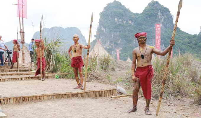 Khám phá làng thổ dân trên “đảo đầu lâu” ở Ninh Bình