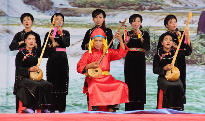 La danse cultuelle then chez les Tày et les Nùng