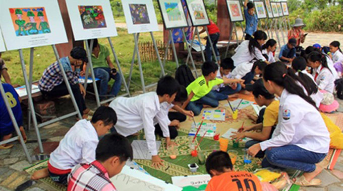 August activities at Viet Nam National Village for Ethnic Culture and Tourism