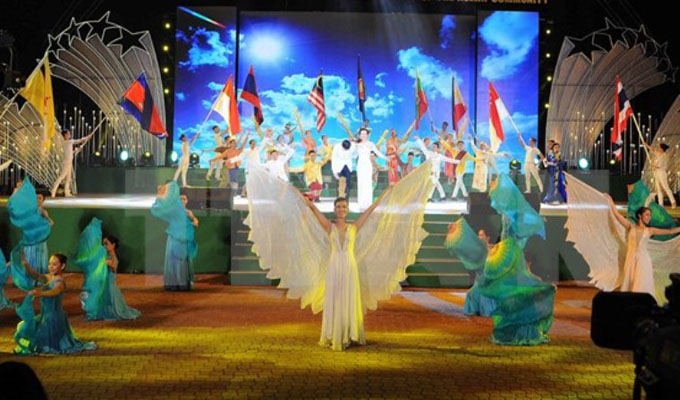 ASEAN music dance and song festival 2017 in Vinh Phuc