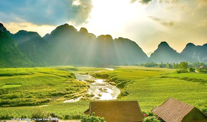 Photo exhibition to feature famous film locations in Viet Nam