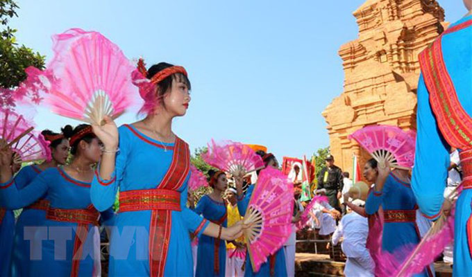 Đồng bào Chăm ở Ninh Thuận vui đón Lễ hội Katê năm 2018