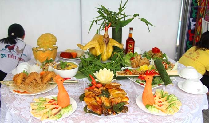 Quảng Ninh: Khai mạc lễ hội ẩm thực đặc sản gà Tiên Yên