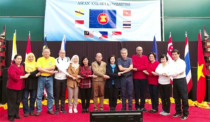Viet Nam’s culture promoted at ASEAN Family Day