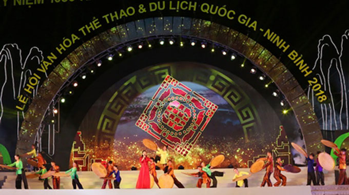 Ouverture du Festival de la culture, des sports et du tourisme à Ninh Binh
