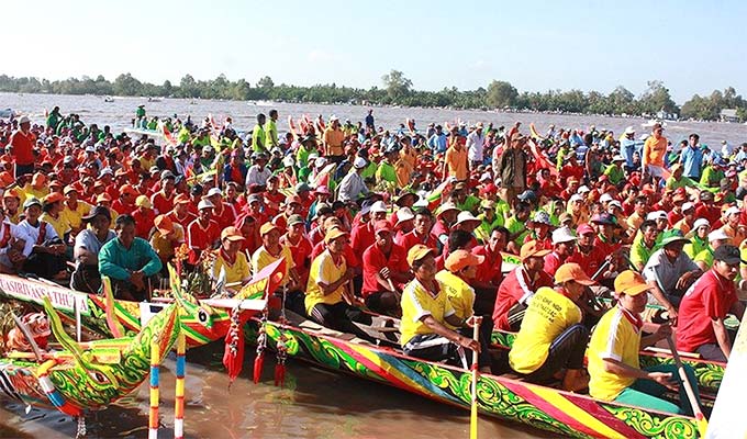 Khmer ethnic culture festival shines in Kien Giang