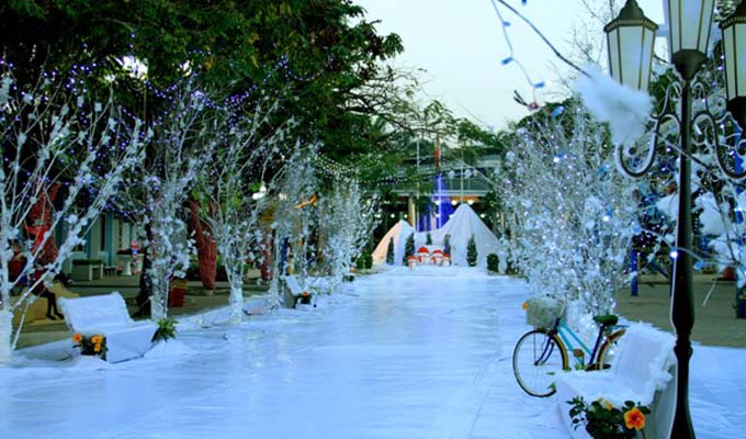 Lễ hội “Vui Giáng Sinh – Chào năm mới 2019” tại Công viên Hồ Tây
