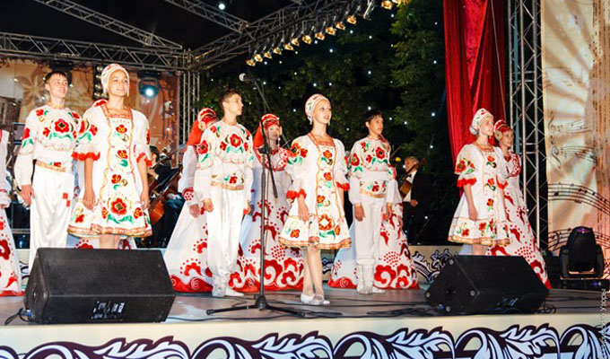 Russian folk dance ensemble to perform in Hue Festival 2018