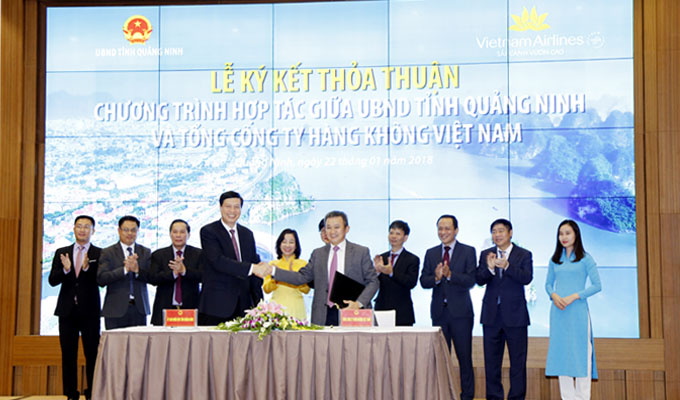 Vietnam Airlines, Quang Ninh cooperate to promote tourism