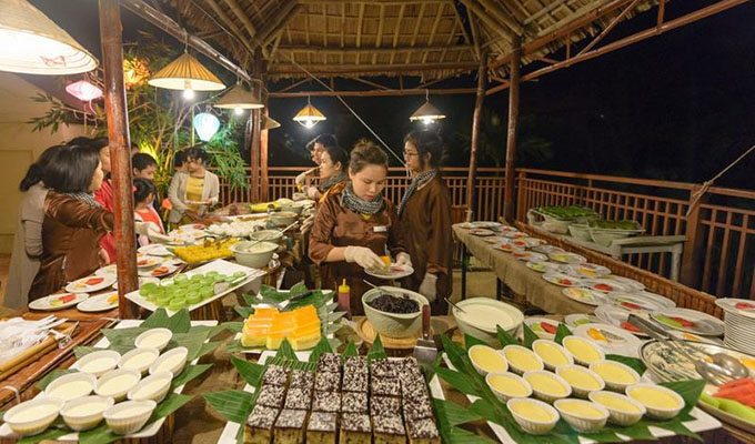 Furama Resort Đà Nẵng tổ chức phiên Chợ Quê Tết 
