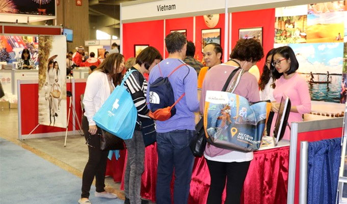 Viet Nam leaves impression at tourism fair in Canada