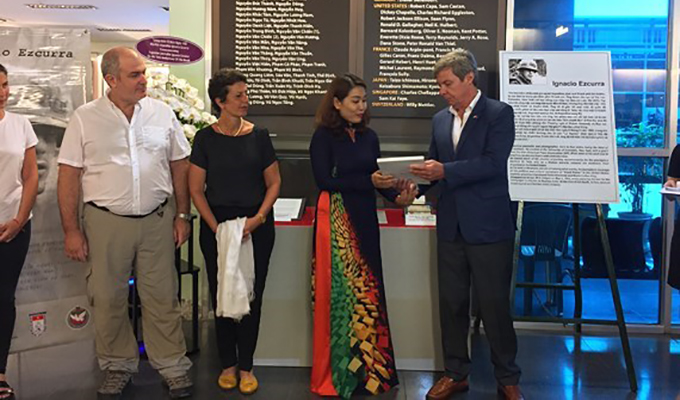 HCMC War Remnants Museum receives memorabilia of Argentine journalist