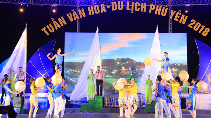 Ouverture de la Semaine culturelle et touristique de Phu Yen 2018 