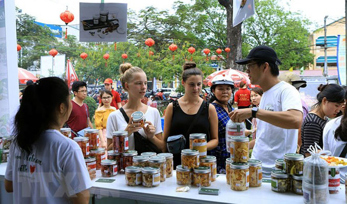 Festival de Hue accueille chaque jour 50.000 visiteurs