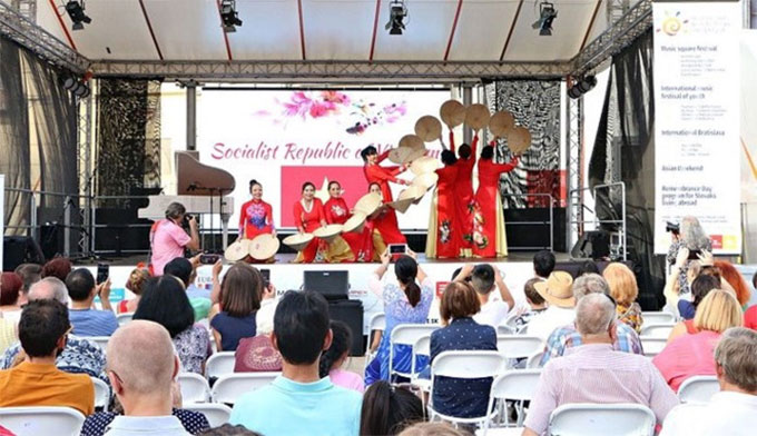 Viet Nam joins Asia cultural festival in Slovakia