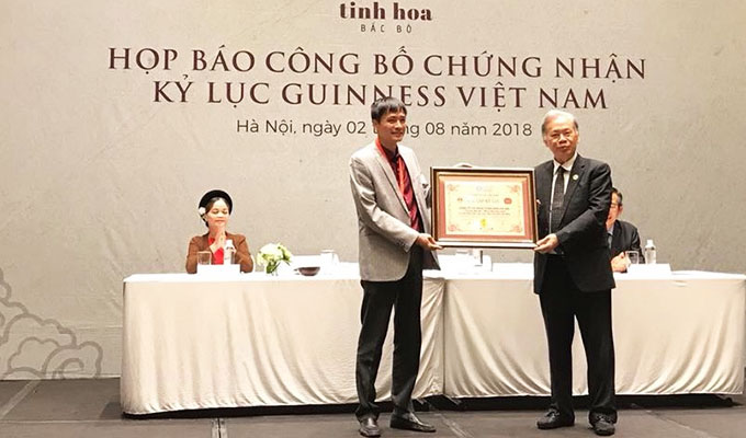 Deux records Guinness Viet Nam battus lors du spectacle Tinh hoa Bac bo