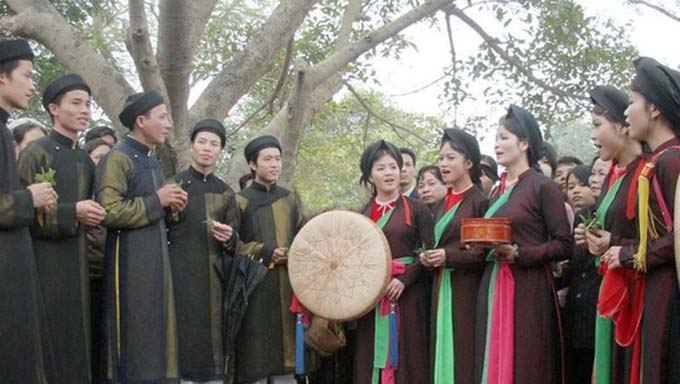 Bac Ninh honours Quan Ho singing preservers