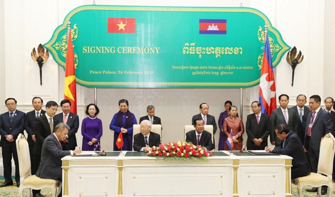 Vietnam Airlines và Bộ Du lịch Campuchia hợp tác phát triển du lịch giai đoạn 2019-2021