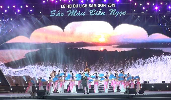 Các nghệ sỹ nổi tiếng khai mạc Lễ hội Du lịch biển Sầm Sơn 2019