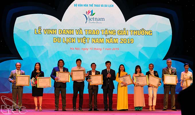 Giải thưởng du lịch Việt Nam 2019 – Tôn vinh các đơn vị có đóng góp lớn cho sự phát triển du lịch Việt Nam