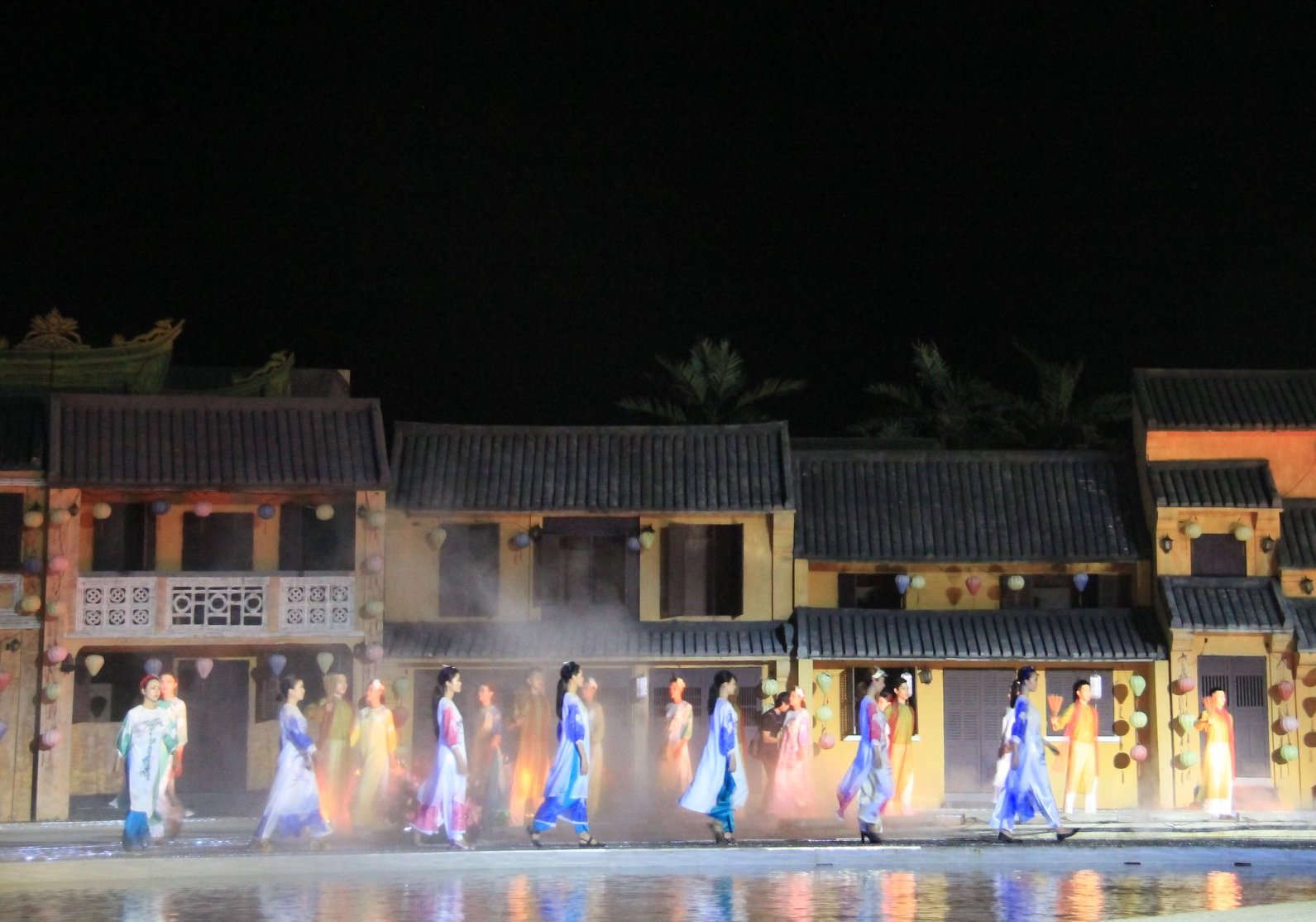 Hội An: Đặc sắc Lễ hội áo dài - danh thắng Việt Nam