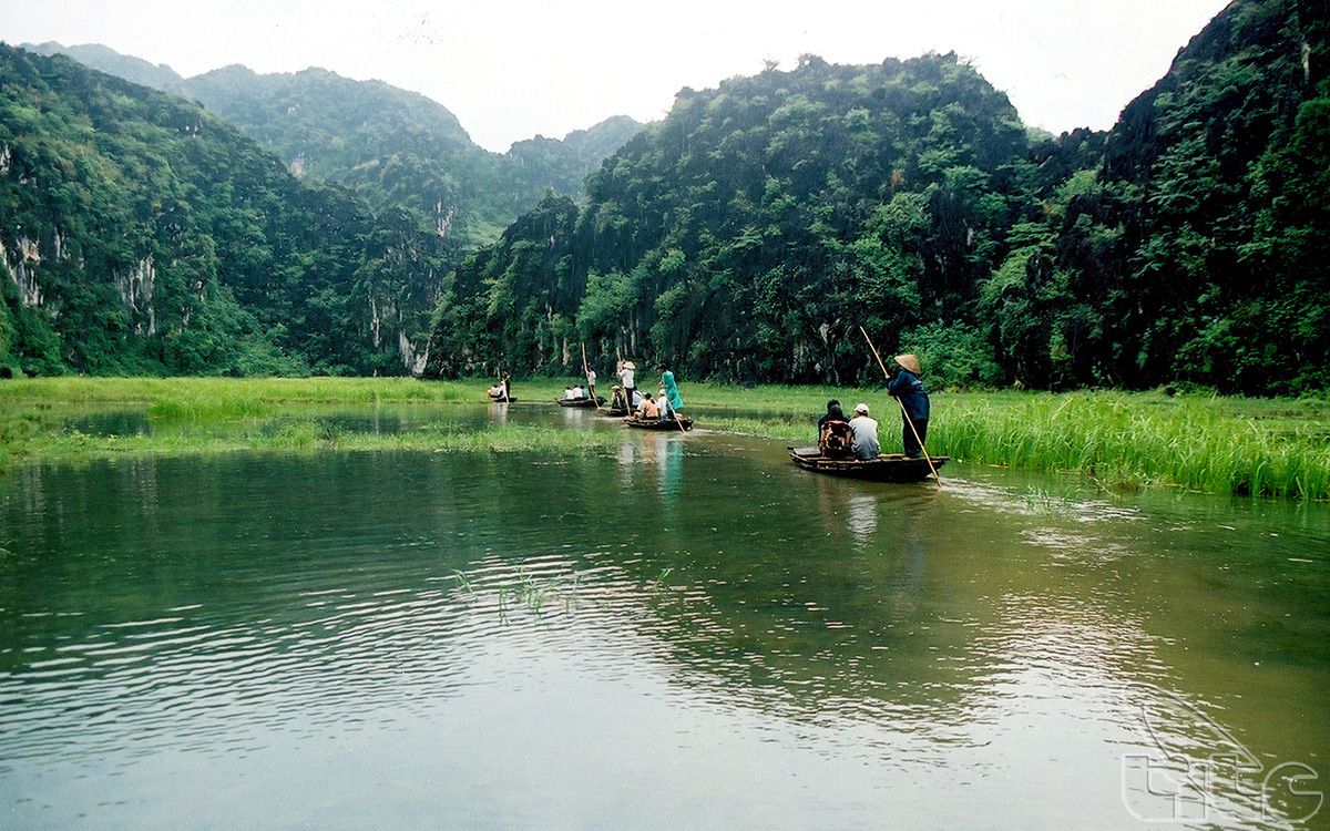 Đầm Vân Long – vùng Hạ Long cạn của Ninh Bình