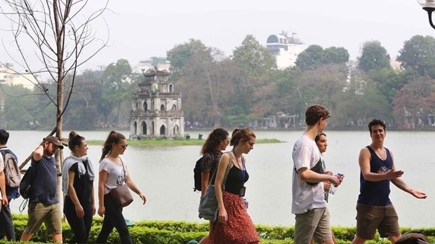 Number of tourists to Hanoi increases again