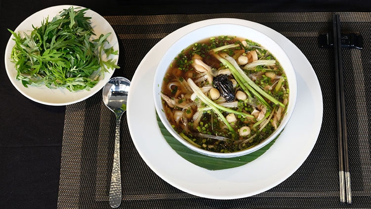 ‘Pho’ cooked with medicinal plant materials: A strange combination but it really works