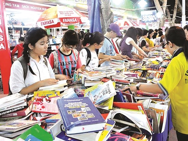 Christmas book fair opens in Ho Chi Minh City
