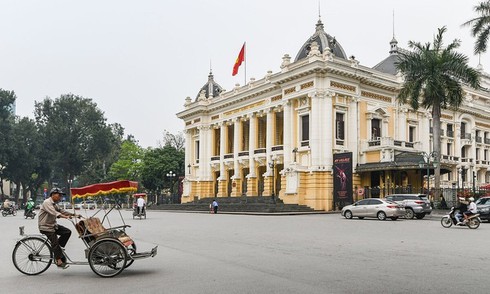 Hanoi seeks to temporarily suspend CNN tourism ads