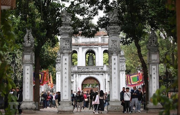 More than 6 million foreign tourists visit Ha Noi in 11 months