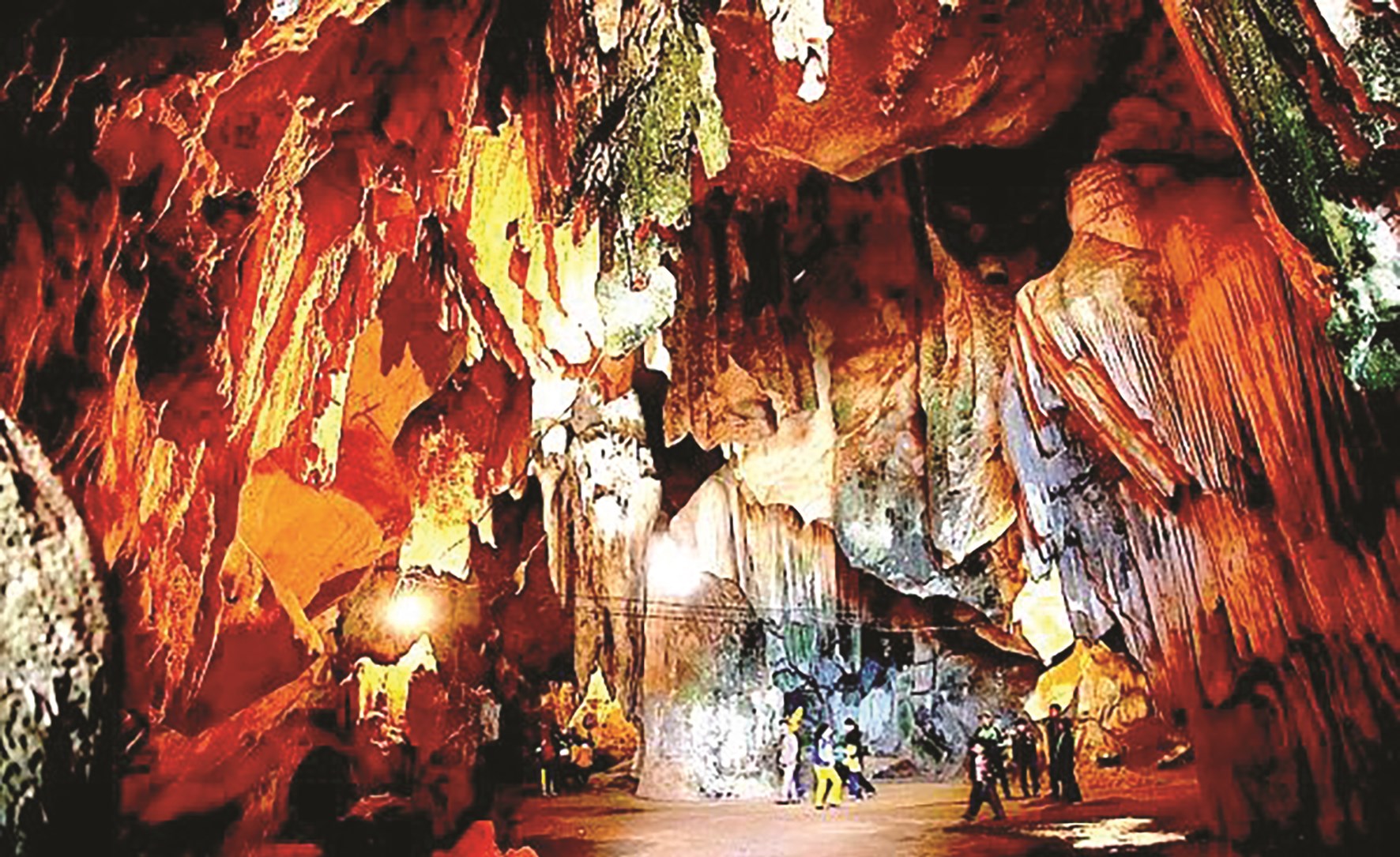 Khai thác hang động: Cần có chiến lược để phát triển du lịch