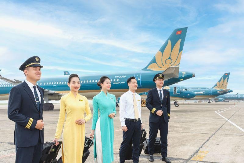 Vietnam Airlines làm thủ tục trực tuyến tại sân bay Buôn Ma Thuột