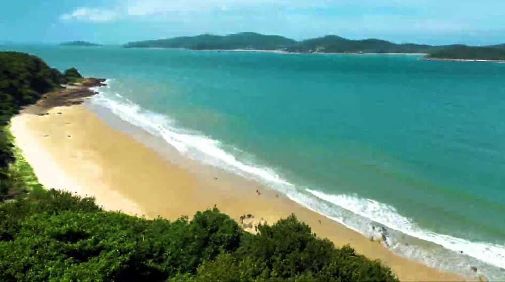 Quang Ninh: The pristine beach of Vung Tien
